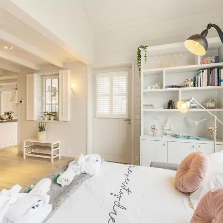 Casa vacanze Holiday With Sauna Oostduinkerke
