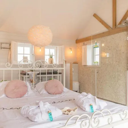 Holiday With Sauna Casa vacanze *